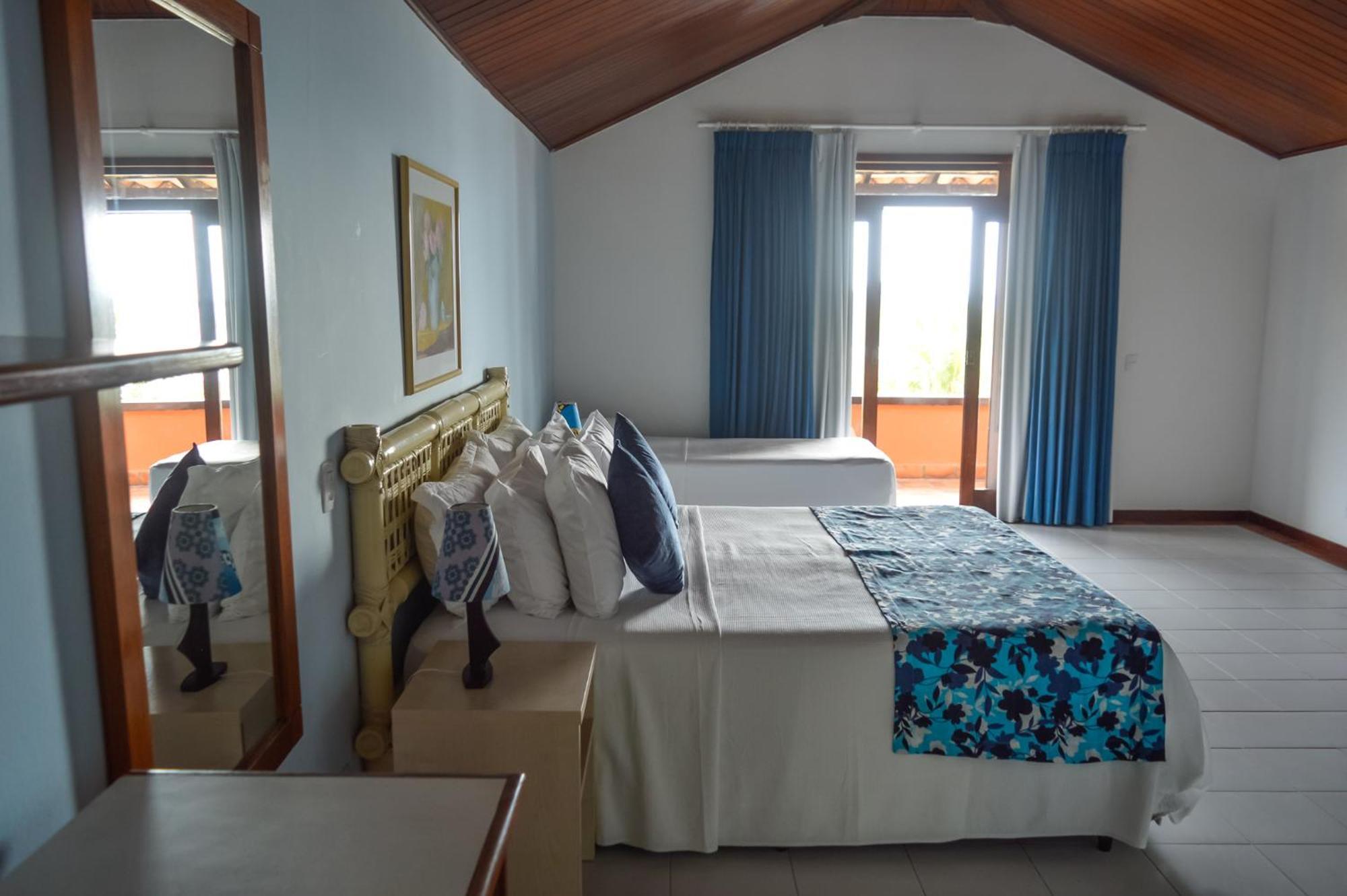 Colonna Galapagos Garden Hotel Armacao dos Buzios Room photo